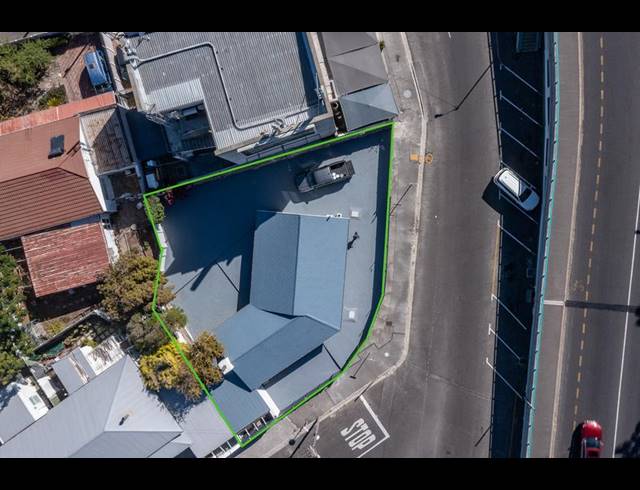 BUSINESS FOR SALE IN PLUMSTEAD